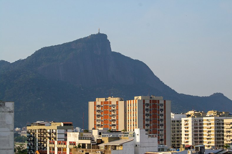 Duas suítes Leblon a duas quadras da praia