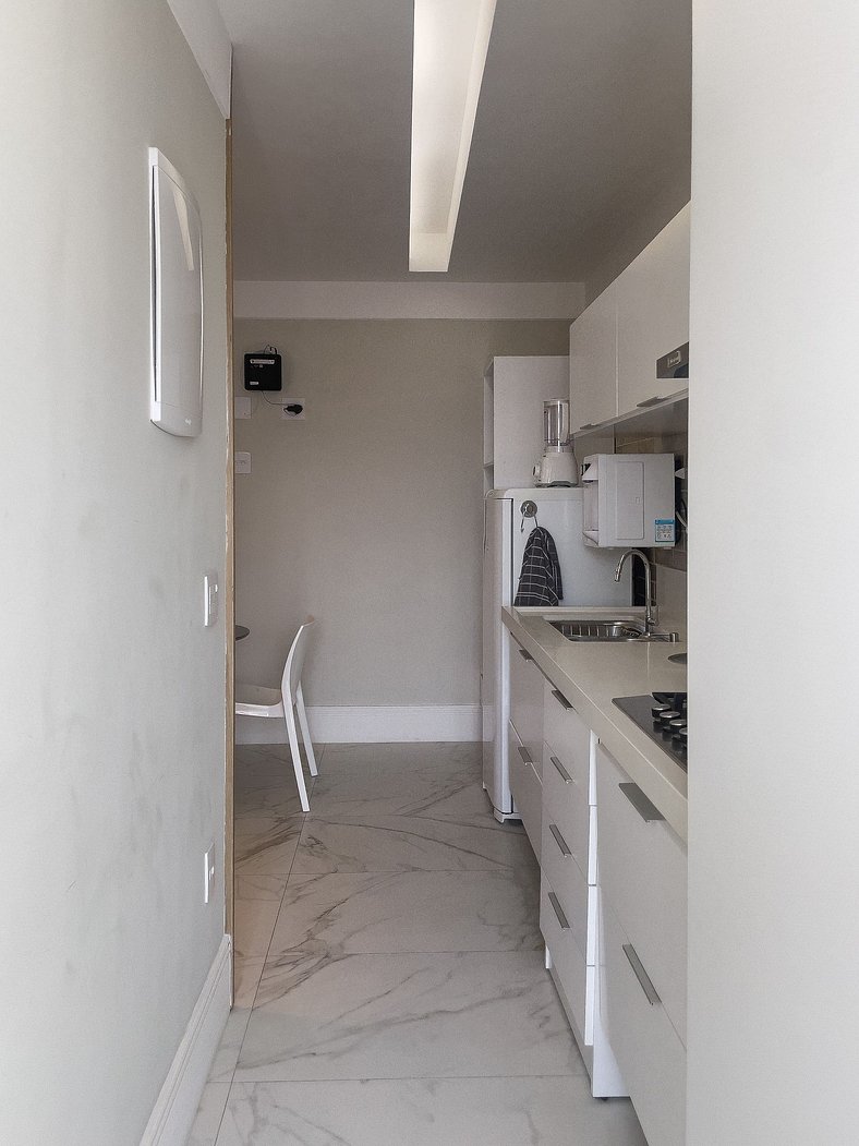 Lindo apartamento na segunda quadra da praia