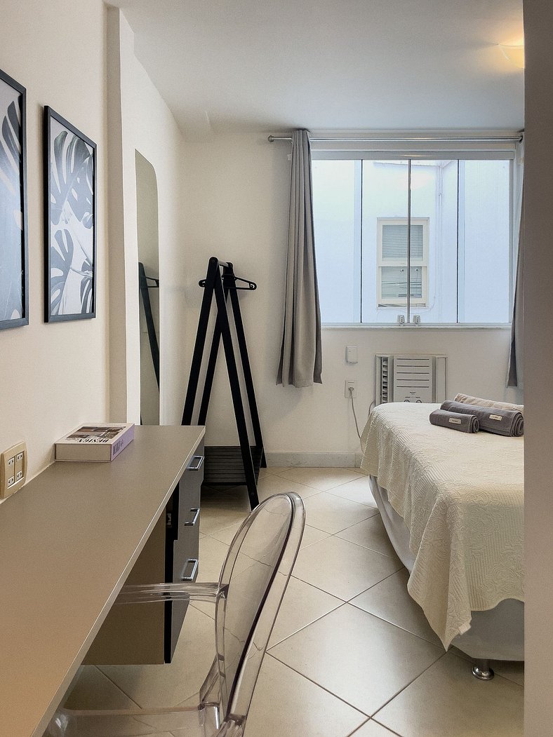 Posto 9, Ipanema 2 bedrooms with suite